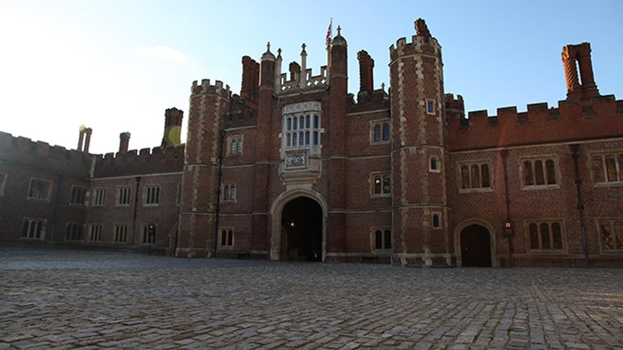 Henry VIIIs Palace Hampton Court