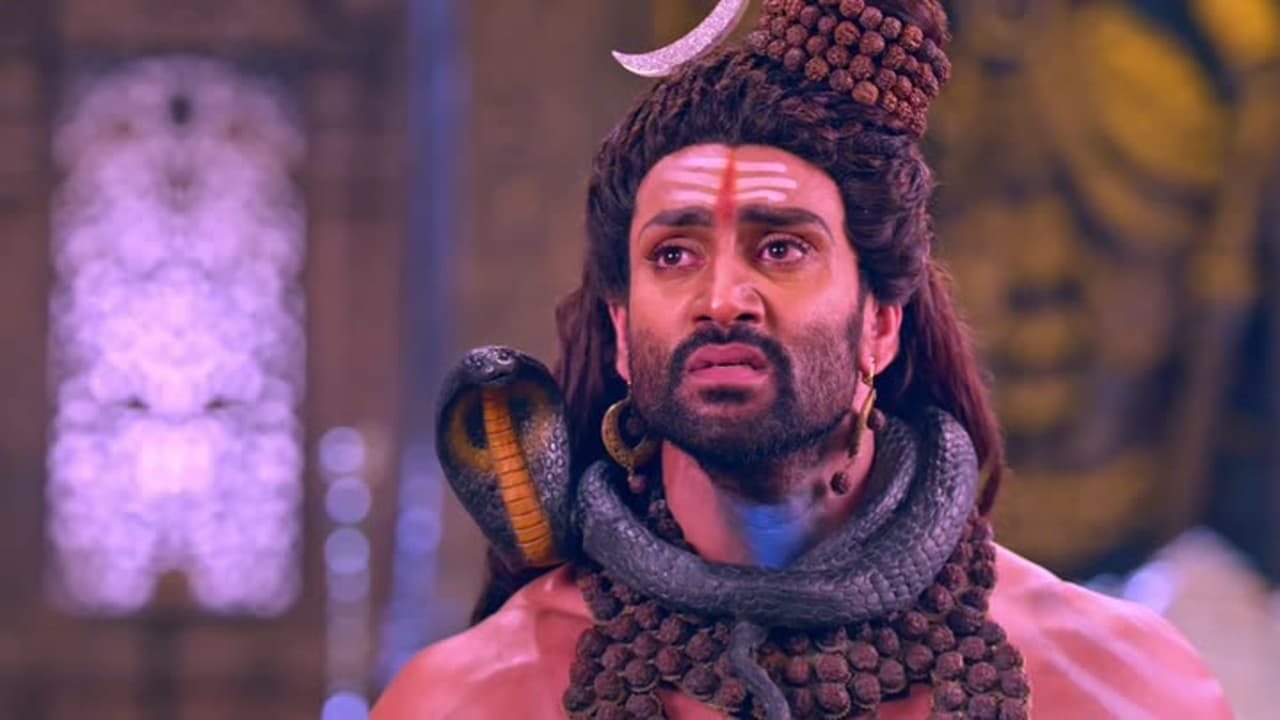 Lord Shiva resurrects Daksha