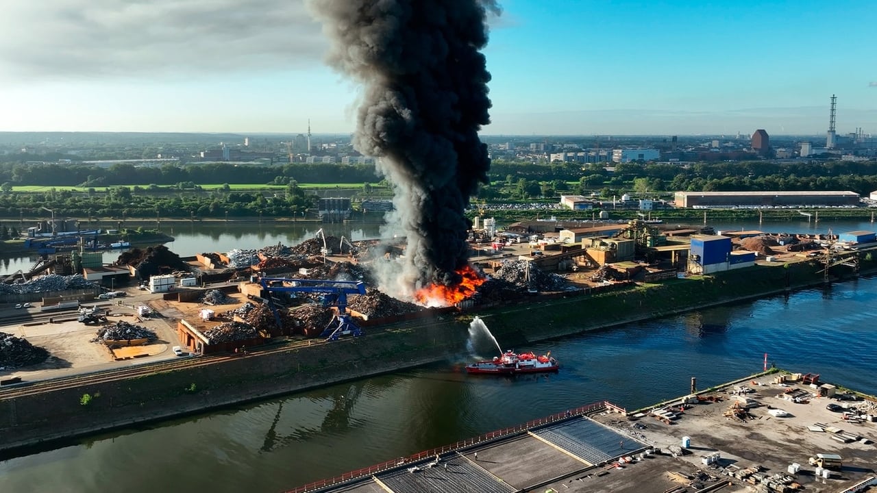 Major fire in the port of Duisburg