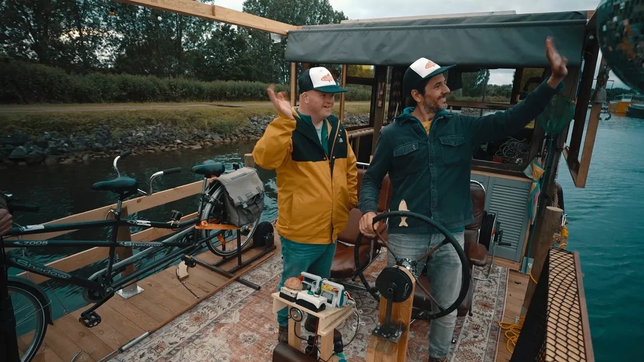 Dieter and Kevin design and build their boat