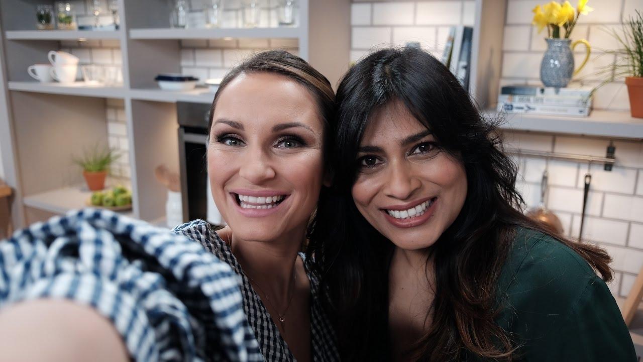 Nisha Katona and Sam Faiers  Korma Wrap