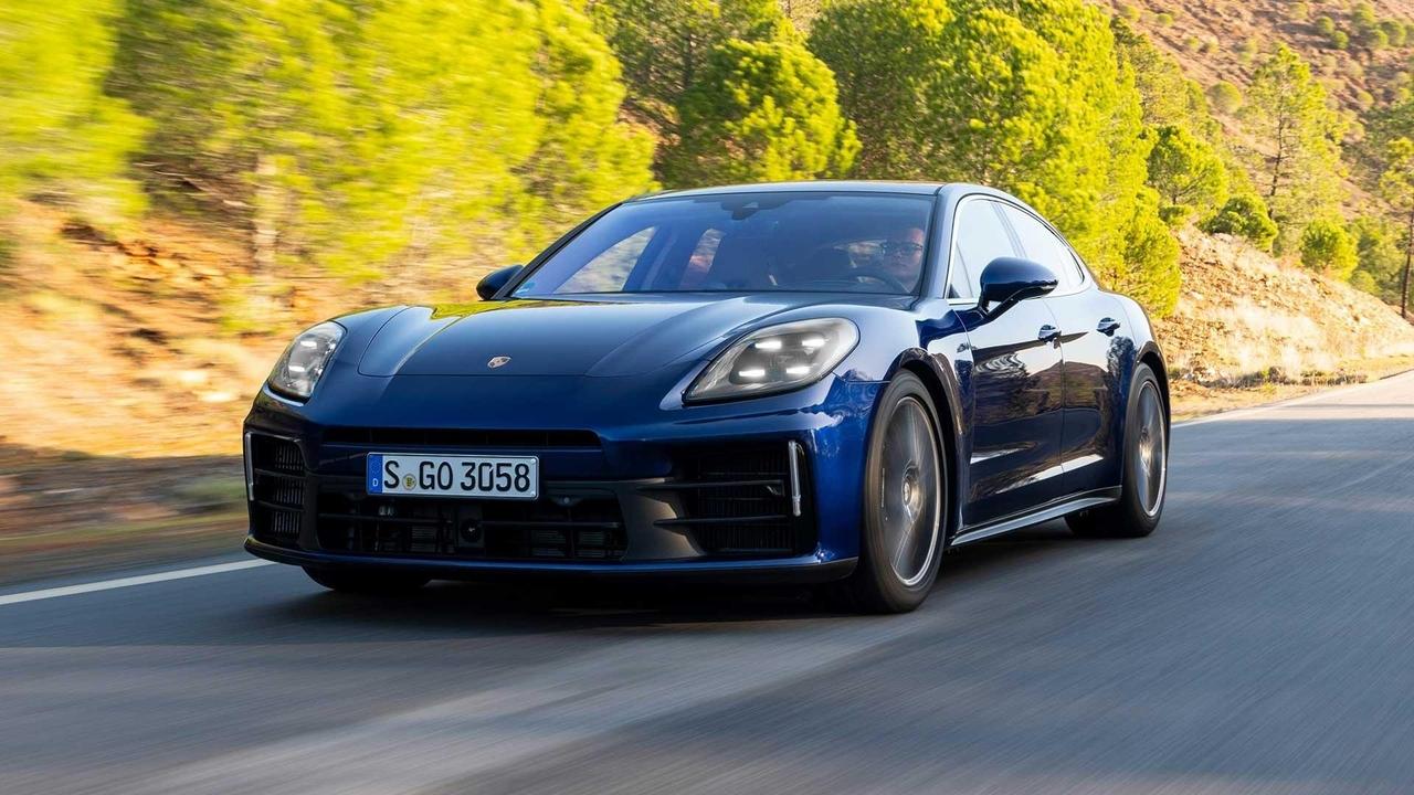 Porsche Panamera 4