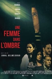 Une femme dans lombre' Poster