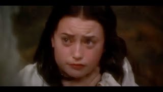 Snow White A Tale Of Terror   Monica Keena Sigourney Weaver