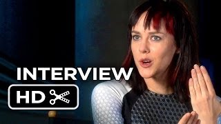 The Hunger Games Catching Fire Interview  Jena Malone 2013 HD