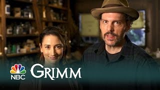 Grimm  Memorable Moments Bree Turner and Silas Weir Mitchell Digital Exclusive