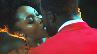 Our Kind of People  Kiss Scene  Angela and Tyrique Yaya DaCosta and Lance Gross  1x01