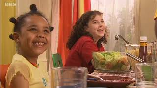 The Story of Tracy Beaker  Series 2   Episode 1   Back  Bad Bedsit