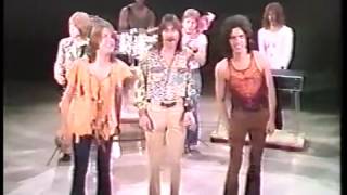 Three Dog Night  The Glen Campbell Goodtime Hour 14 Sept 1971  An Old Fashioned Love Song