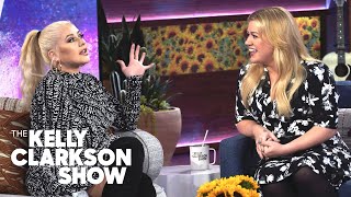 Christina Aguilera Tells Kelly They Are Twins Separated At Birth   The Kelly Clarkson Show