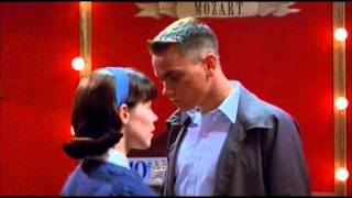 Dogfight 1991 Eddie  Rose River Phoenix and Lili Taylor