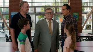 Its a Drew Carey Show Reunion  American Housewife