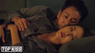PARASITE  KISSING  LOVE SCENE  Lee Sunkyun and Cho Yeojeong Dong Ik and Yeon Kyo