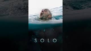 REVIEW SOLO