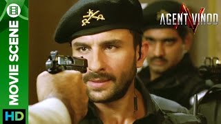 Saif Ali Khan caught on gun point  Agent Vinod