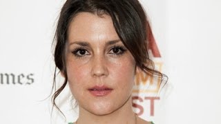 Melanie Lynskey on Confidence in Hollywood