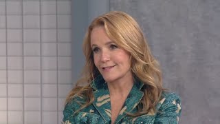 Lea Thompson on new series The Chicken Sisters