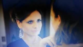 Sarah Michelle Gellar and Nathalie Kelley lesbian kiss Cruel Intentions pilot 2016