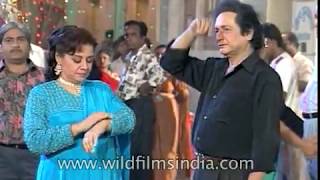 Shammi Kapoor Asha Parekh Farida Jalal shoot a sequence for film Sar Ankhon Par