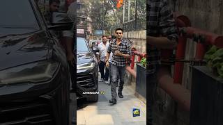 Chandu Champion Kartik Aaryan arrives in swag