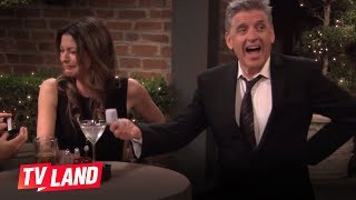 Hot in Cleveland Blooper Craig Ferguson and Tim Daly Compare Sizes