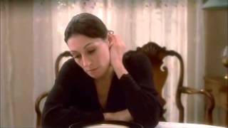 Prizzis Honor 1985 Anjelica Huston Oscar Award