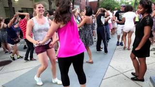 Kerry Thompson teaches salsa dancing for the Deaf