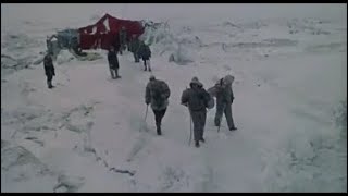 The Red Tent 1969 Wide Screen  Peter Finch Sean Connery Claudia Cardinale