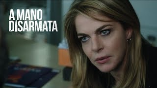 A mano disarmata  Featurette Claudia Gerini