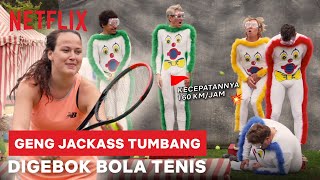 Johnny Knoxville Dkk Nekat Jadi Sasaran Bola Tenis  Jackass 45  Clip