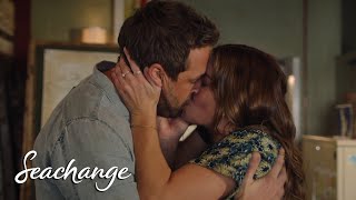 Behind the scenes Findlay and Miranda finally kiss  Seachange 2019