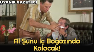 Uyank Gazeteci   Haber Mdr Sinirden Fotoraflar Yiyor