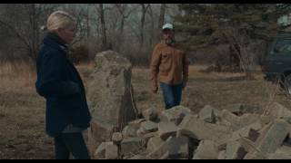 Certain Women clip Michelle Williams and James Le Gros at rock pile