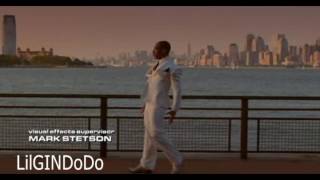 Meet Dave 2008 Eddie Murphy  landing scene