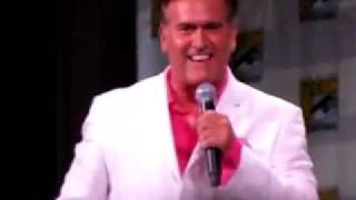 Bruce Campbell Imitating Jeffrey Donovan from Burn Notice