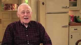 John Mahoney Talks About His Return to Hot in Cleveland