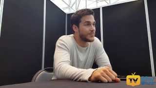 Chris Wood Jake Riley from Containment NYCC 2015 Interview
