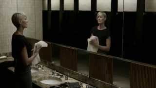 Claire Underwood Drops Bombshells in House of Cards