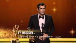 Ty Burrell wins an Emmy for Modern Family at the 2011 Primetime Emmy Awards
