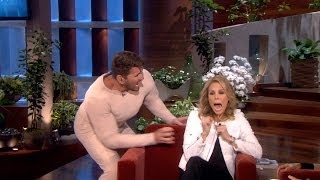 Cheryl Hines Gets Her Pants Scared Off