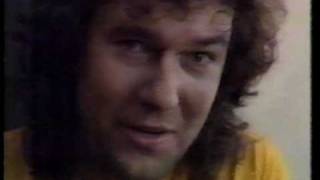 Jim Barnes interview with the legend and his hard working roadies1986