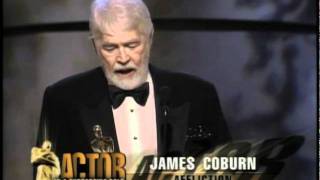 James Coburn Wins Supporting Actor 1999 Oscars