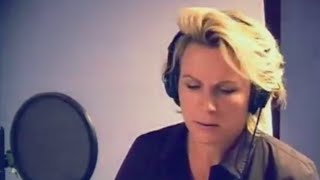Jennifer Saunders recording Holding Out for a Hero  Shrek 2