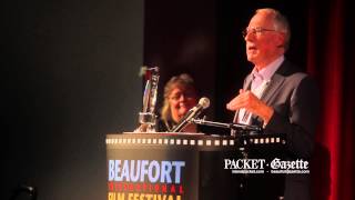 Arthur Schmidt receives Jean Ribaut Award at Beaufort International Film Festival