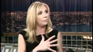  Sarah Chalke speaks german spricht deutsch