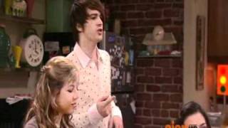 Drake Bell on iCarly