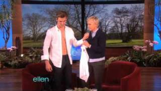 Alex Pettyfer Loses His Shirt