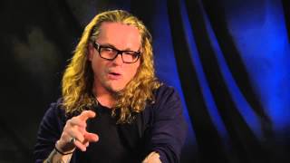 Southpaw Writer Kurt Sutter Behind the Scenes Movie Interview  ScreenSlam