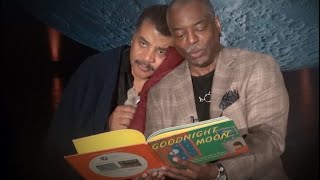 Neil deGrasse Tyson dreams that LeVar Burton reads Goodnight Moon to him