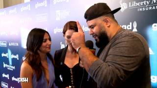 Floriana Lima  Chyler Leigh Dish At The Glaad Awards About Their Supergirl Kiss With Kevin Smith
